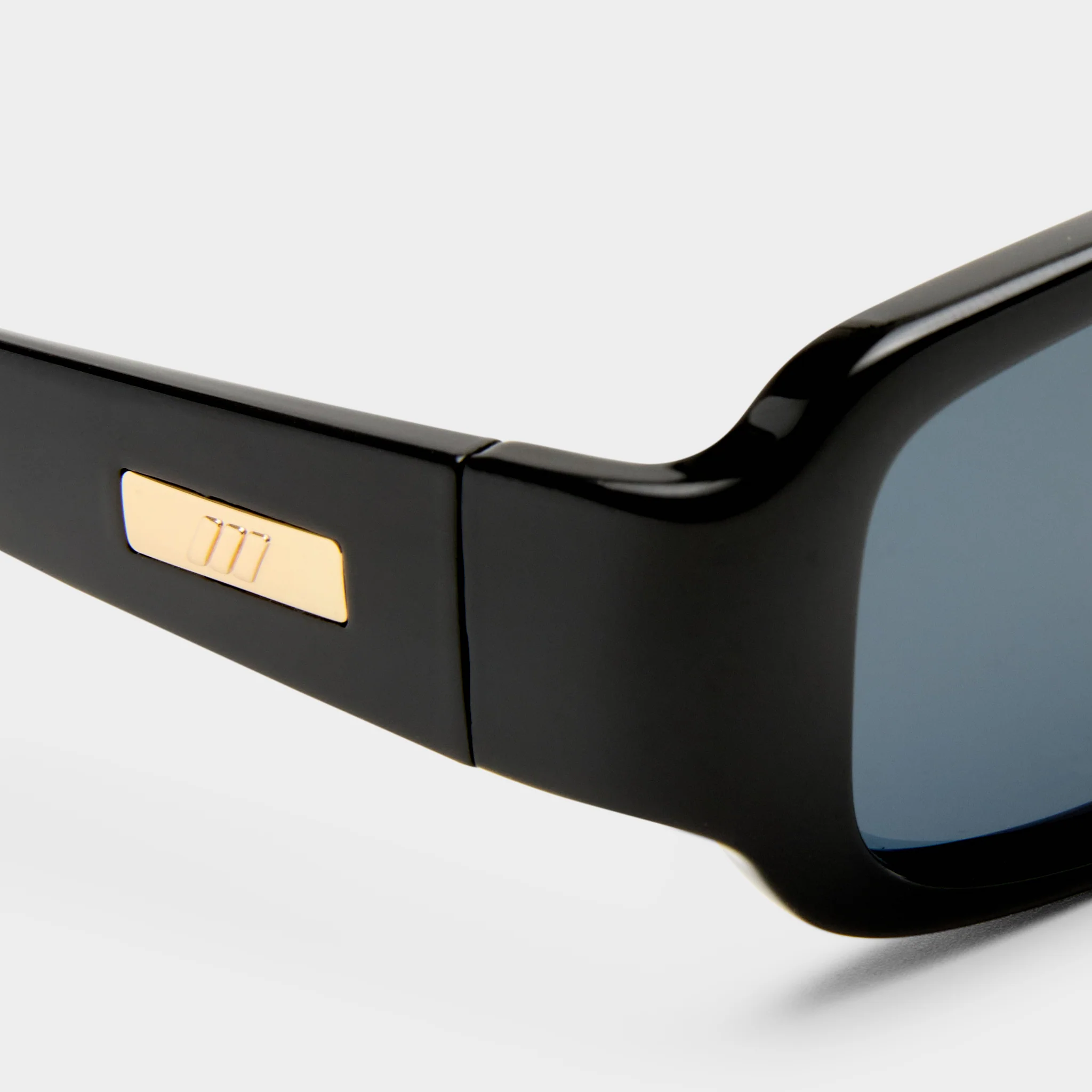 GIGGLEMUG | BLACK POLARISED - Image 4
